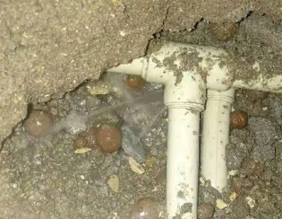 怀仁卫生间测漏